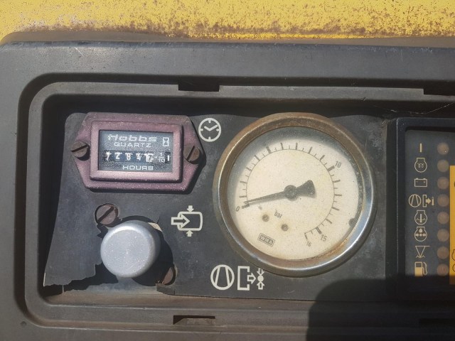 3743 (3)
